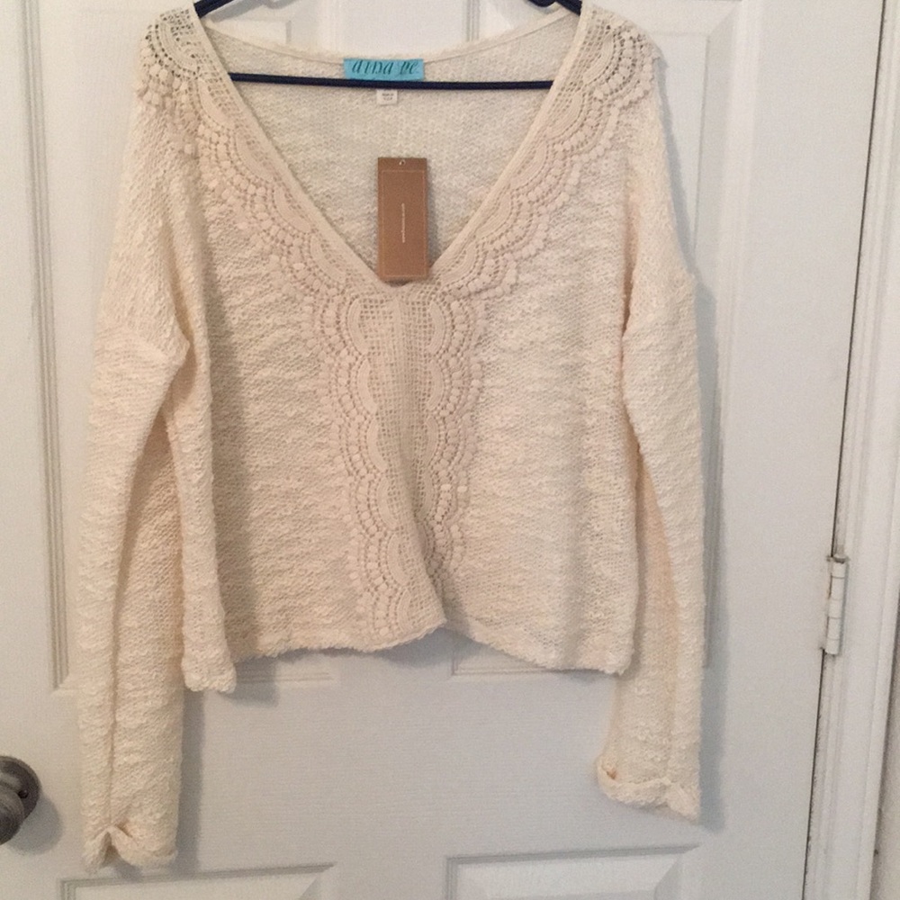 Brand New Francesca’s Long Sleeve Top